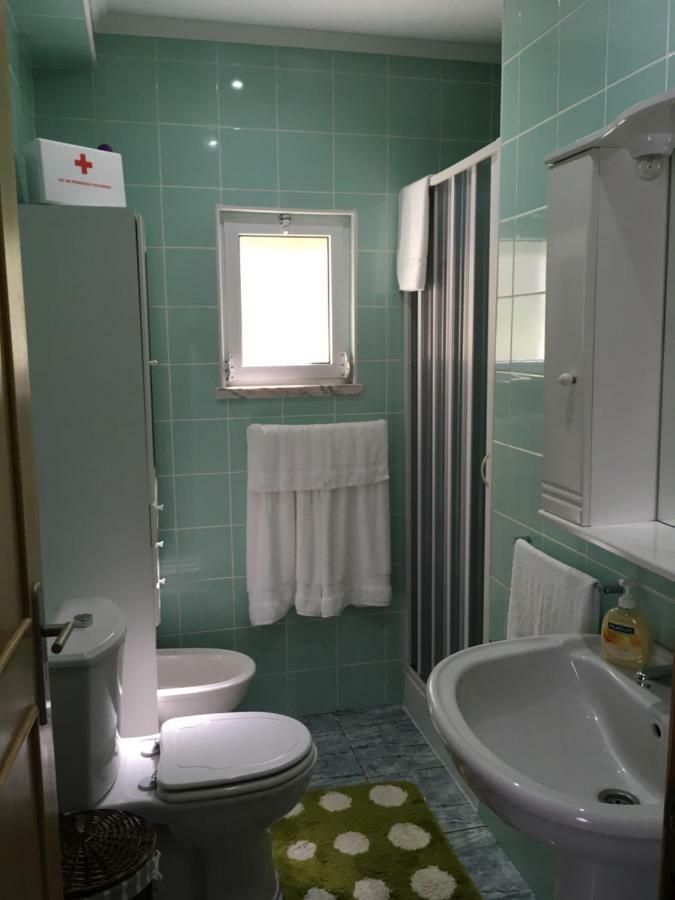 Adelaide House Villa Praia do Norte Ngoại thất bức ảnh