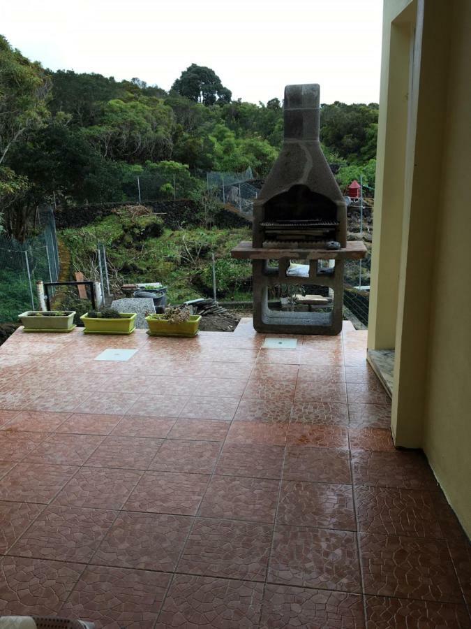 Adelaide House Villa Praia do Norte Ngoại thất bức ảnh